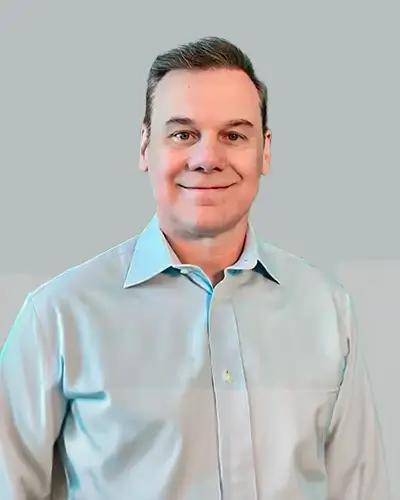 Guto Rizental - Owner and Commercial Director